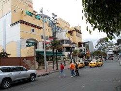 Centro Comercial Atlantis Plaza